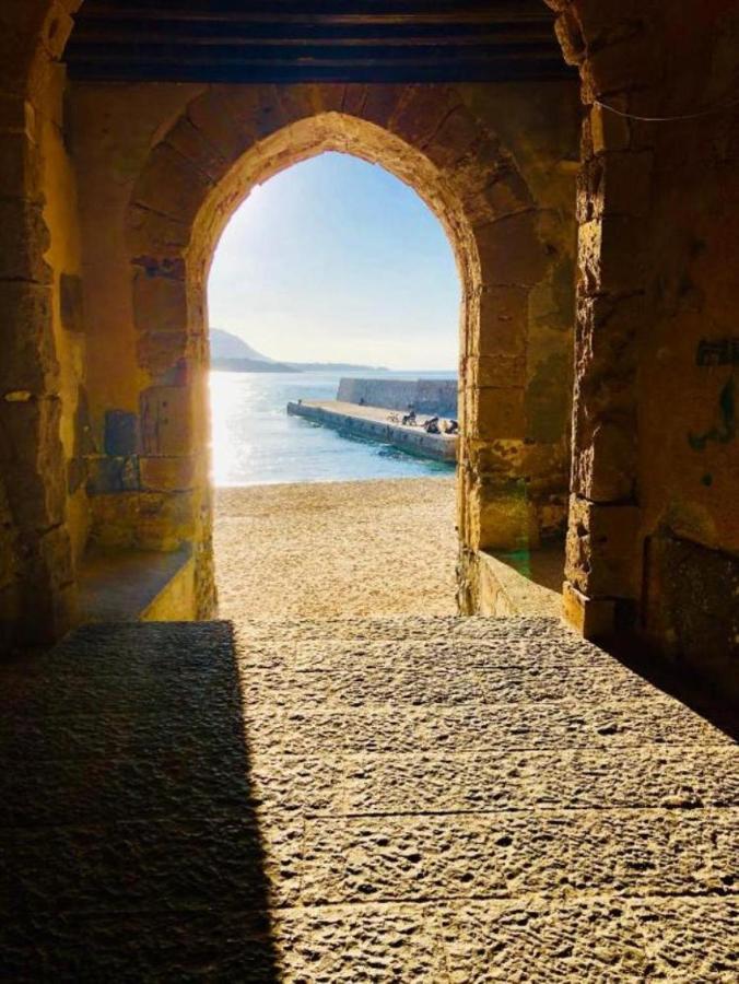 En..Suite Cefalu Luaran gambar