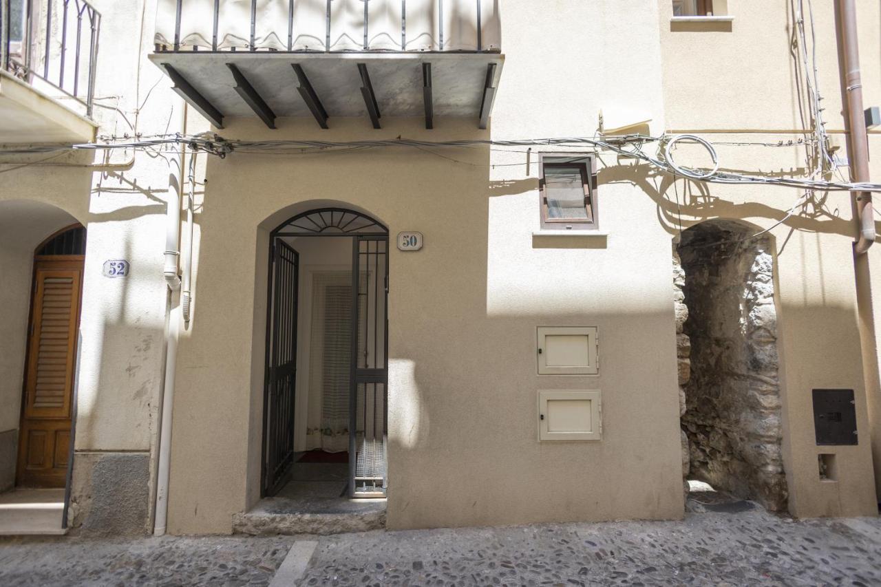 En..Suite Cefalu Luaran gambar